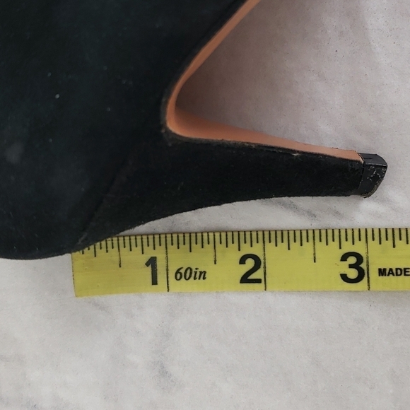 Evan Picone ATLANTIS Sexy Gorgeous Black Suede Gold Trim Pumps 7AA  In Box EUC - Picture 12 of 16